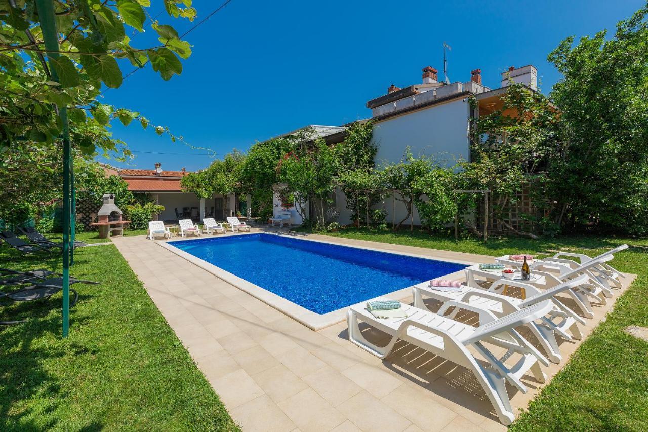 Villa Toni Umag Ngoại thất bức ảnh