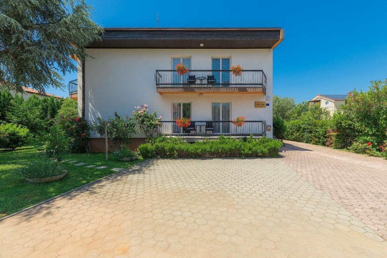 Villa Toni Umag Ngoại thất bức ảnh