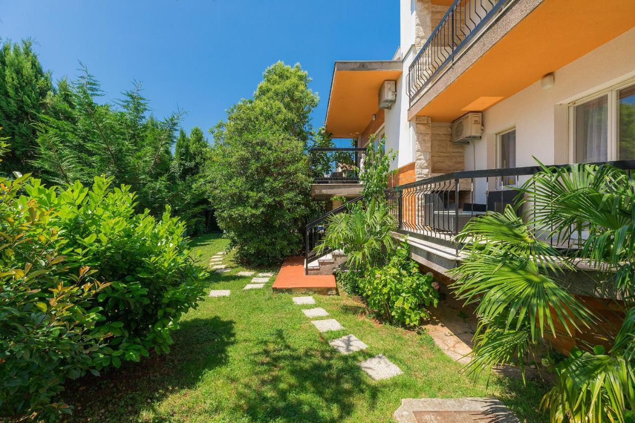 Villa Toni Umag Ngoại thất bức ảnh