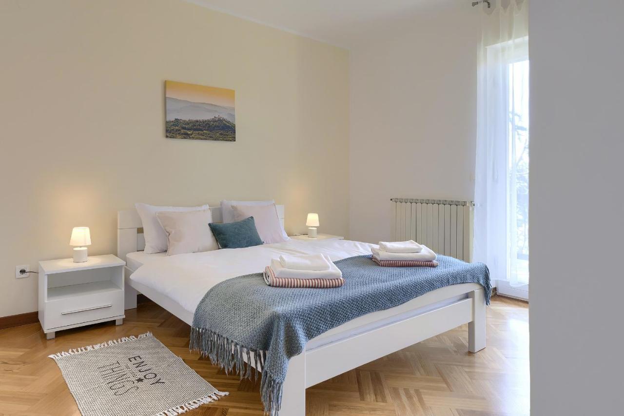 Villa Toni Umag Ngoại thất bức ảnh