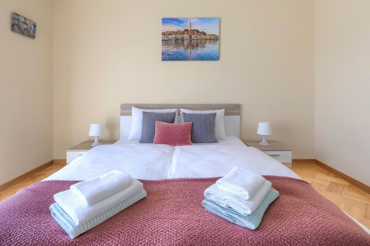 Villa Toni Umag Ngoại thất bức ảnh